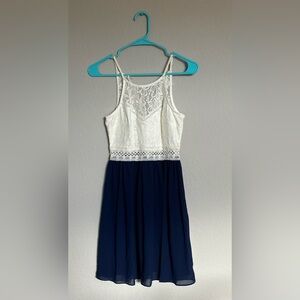 by & by Junior’s White and Navy Lace Mini Dress Size 5